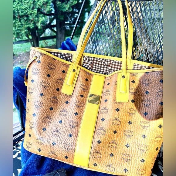💼⭐HP⭐MCM Cognac/Mango Liz Shopper - Picture 1 of 8